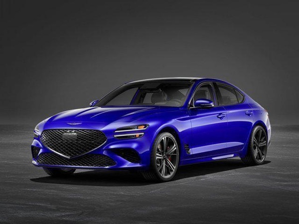 2025 Genesis G70 