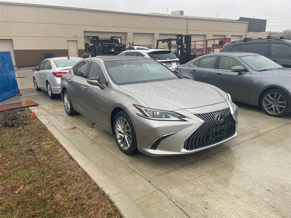 2019 Lexus ES 350